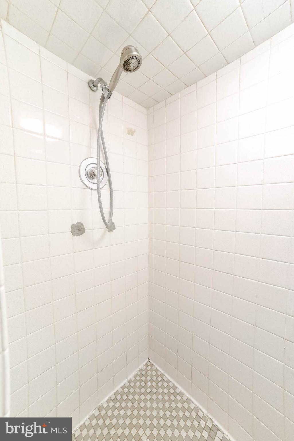 RIGGS MANOR - Residential