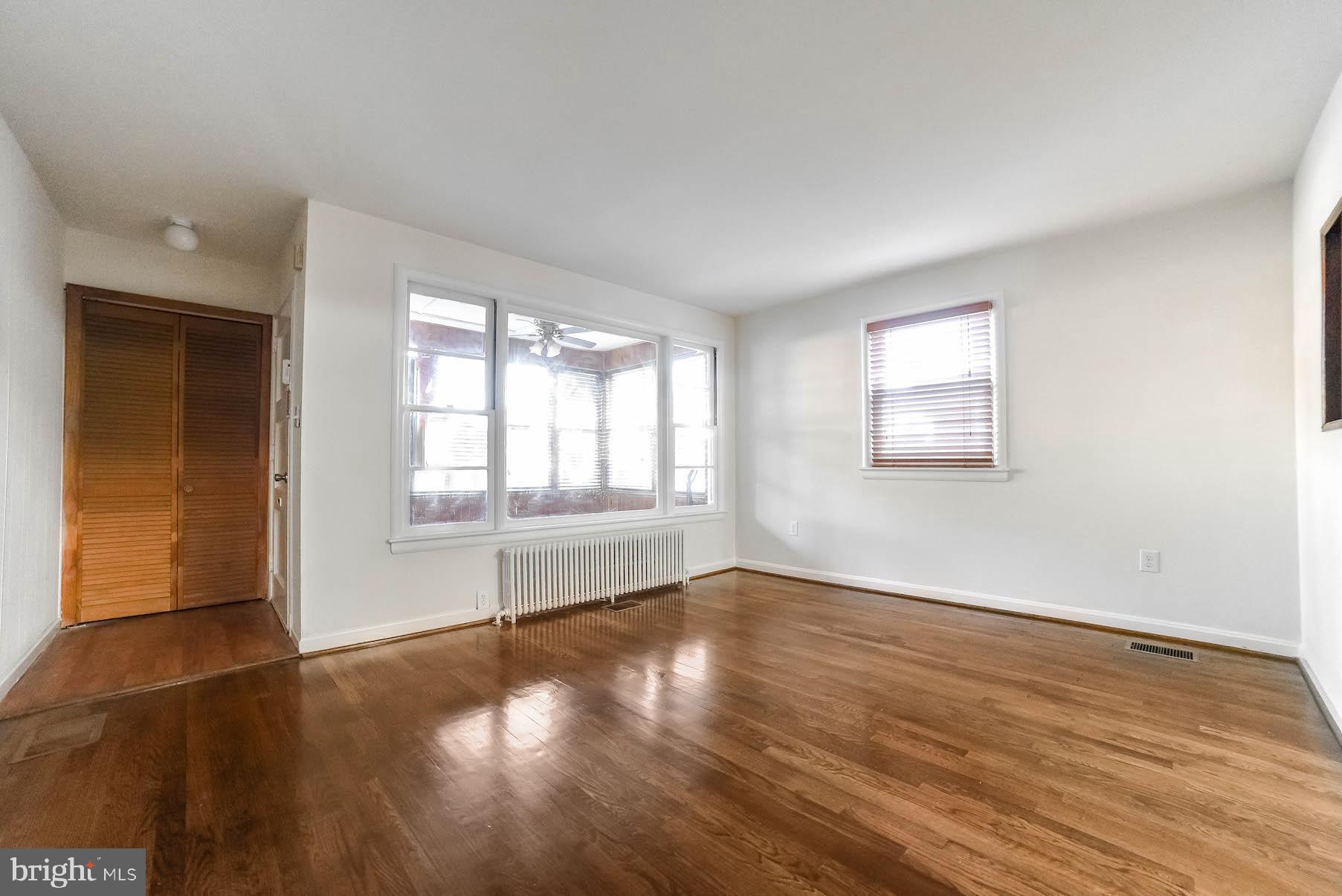 RIGGS MANOR - Residential