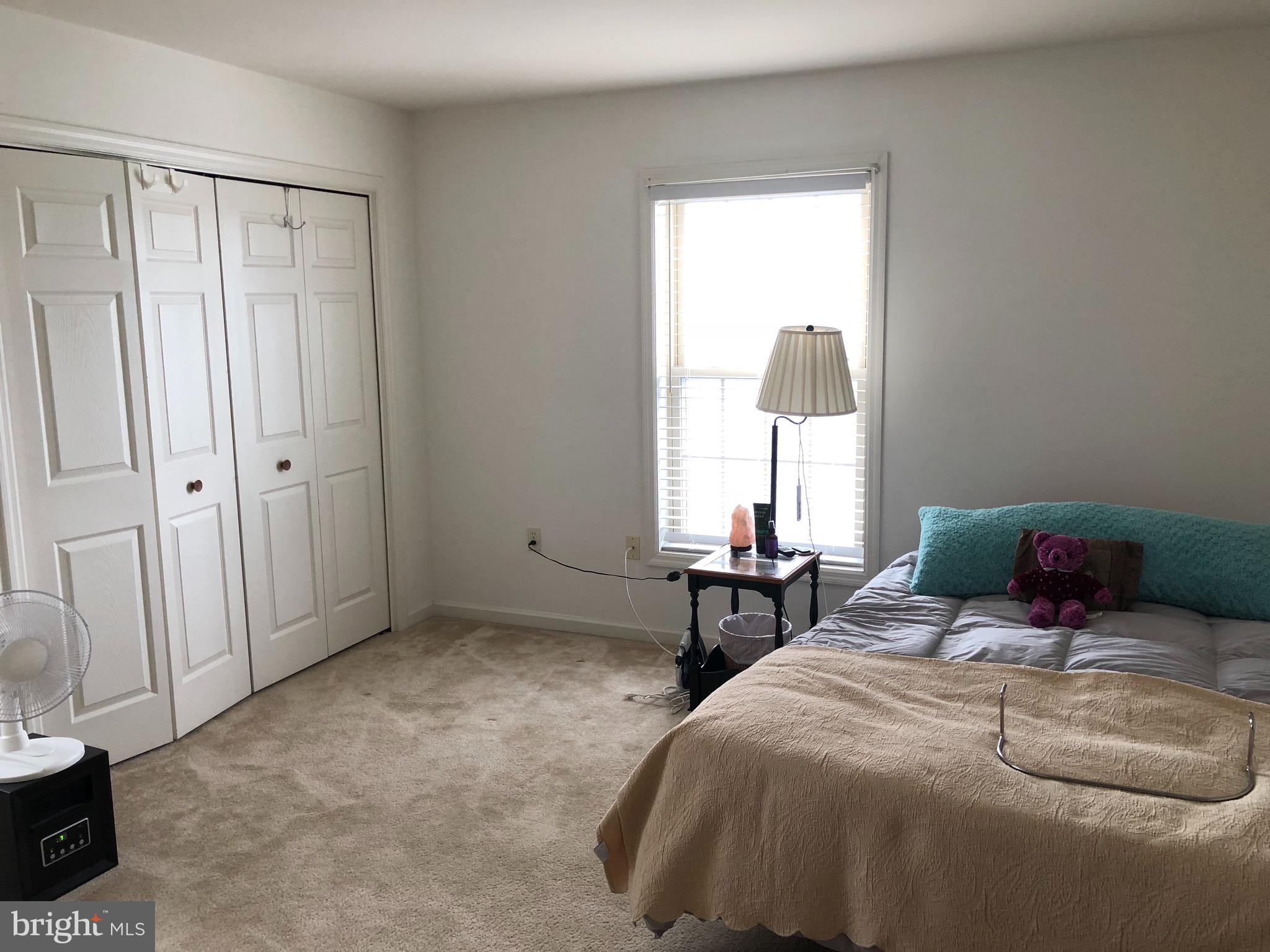 LINCOLNS MEADOW - Residential