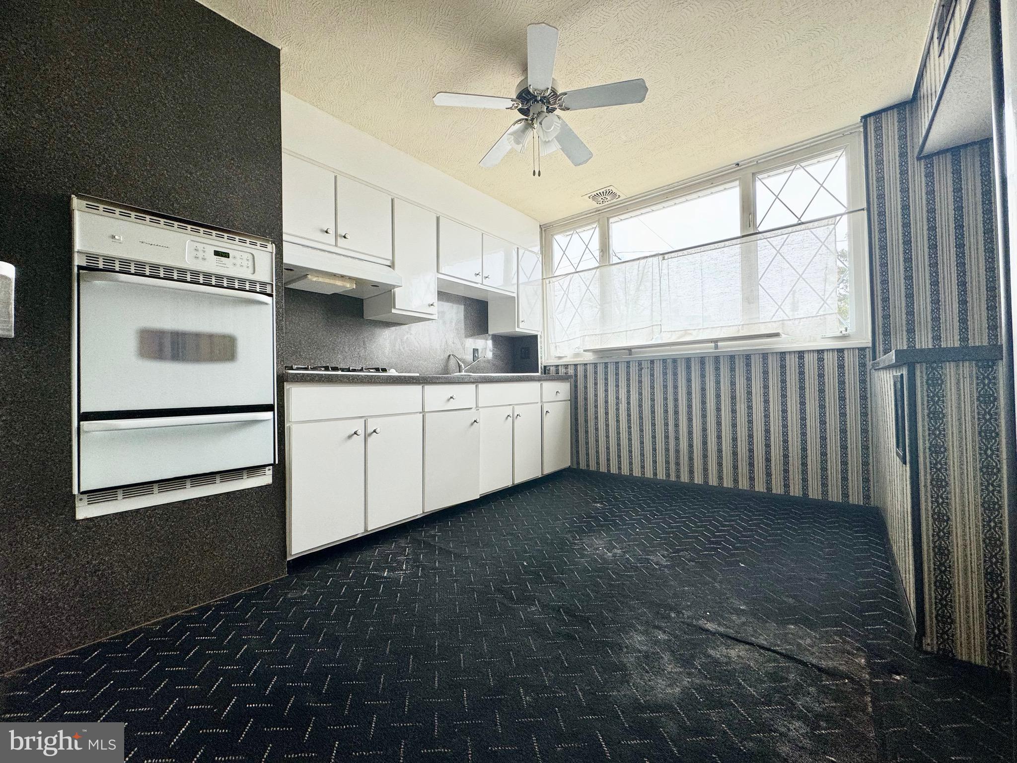 PHILADELPHIA (NORTHEAST) - Residential