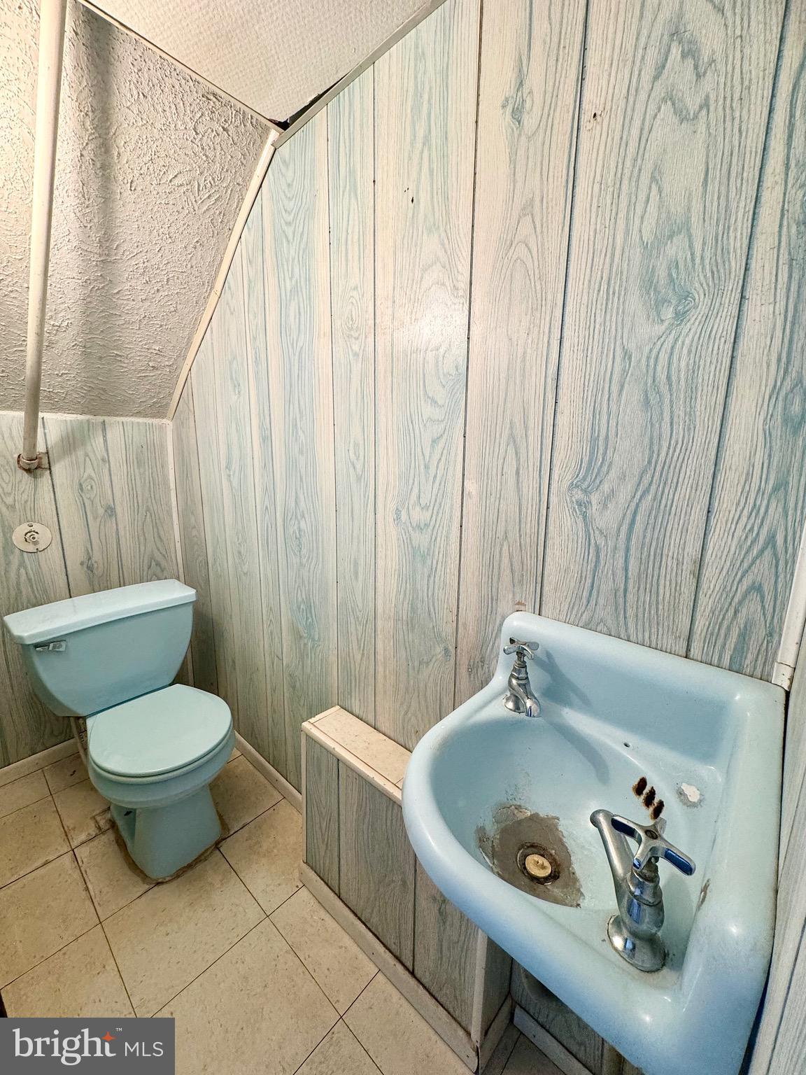 PHILADELPHIA (NORTHEAST) - Residential