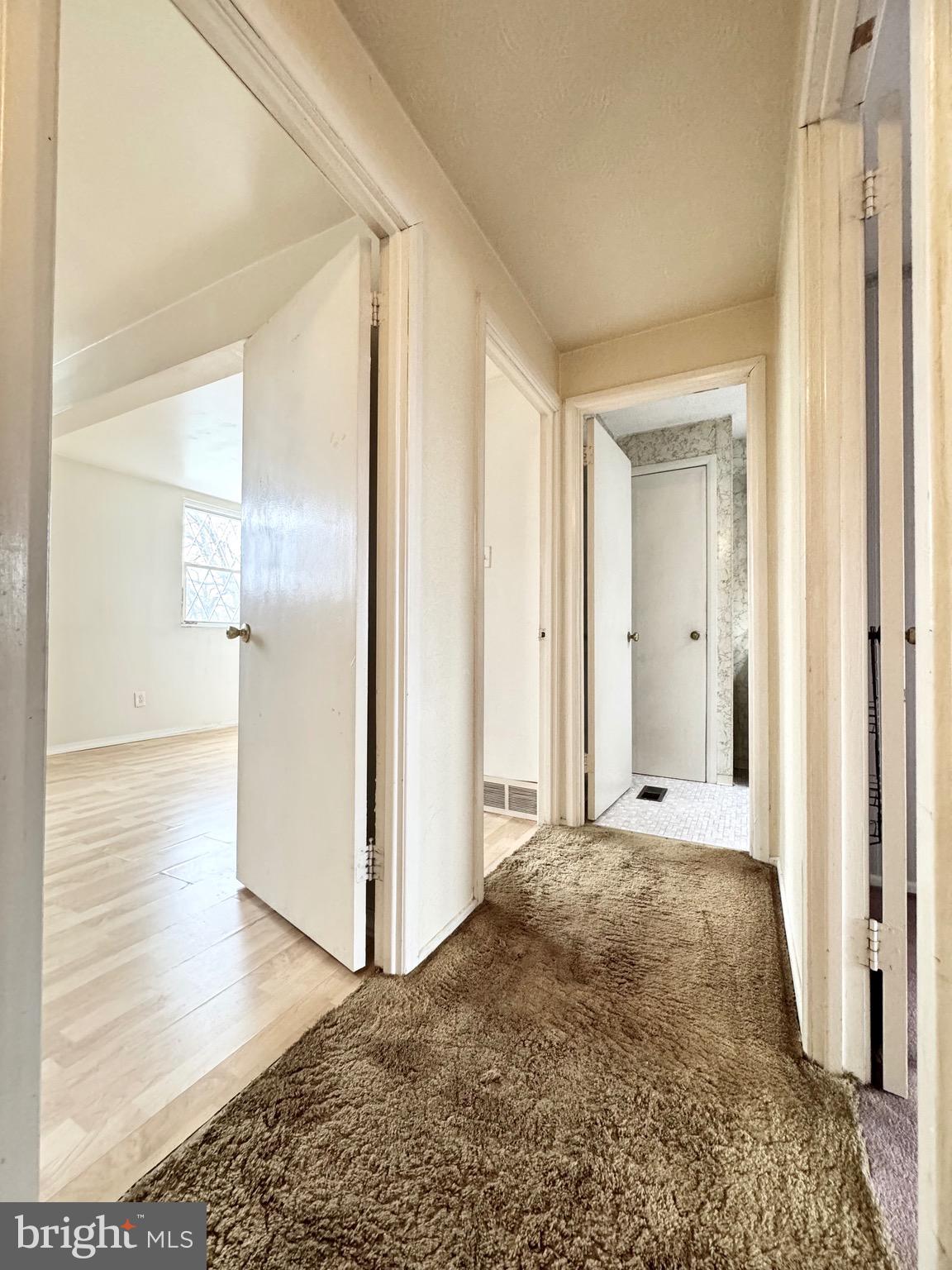 PHILADELPHIA (NORTHEAST) - Residential