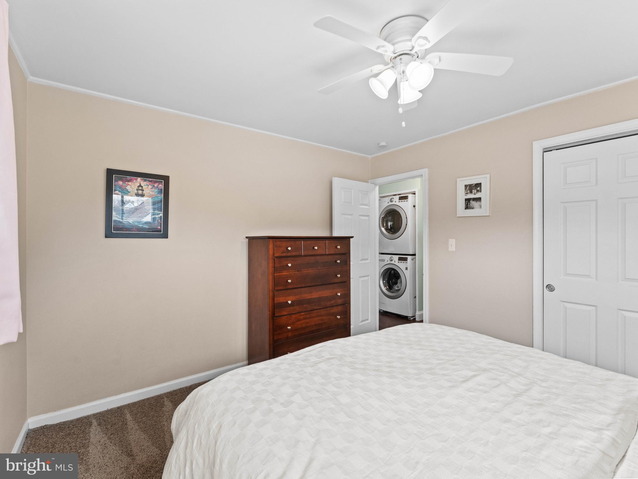 VERMILION HILL - Residential