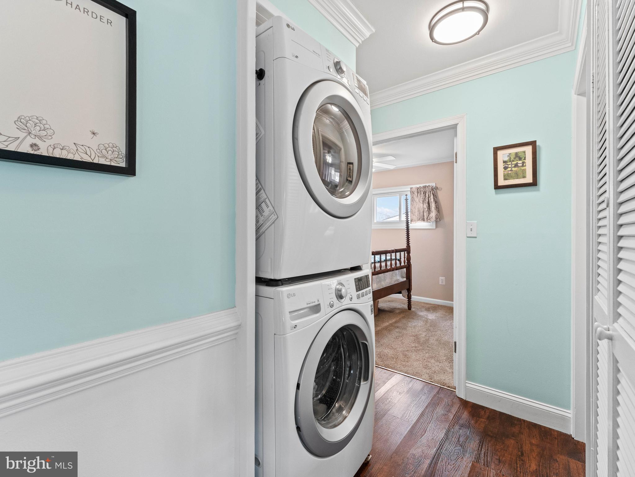 VERMILION HILL - Residential