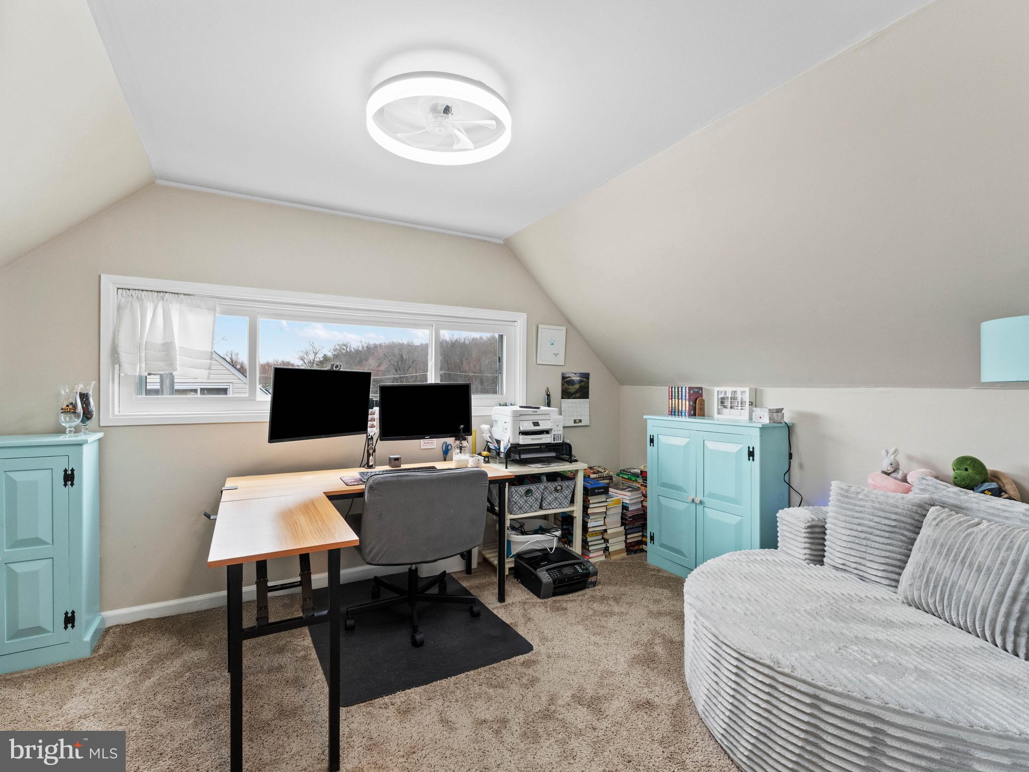 VERMILION HILL - Residential