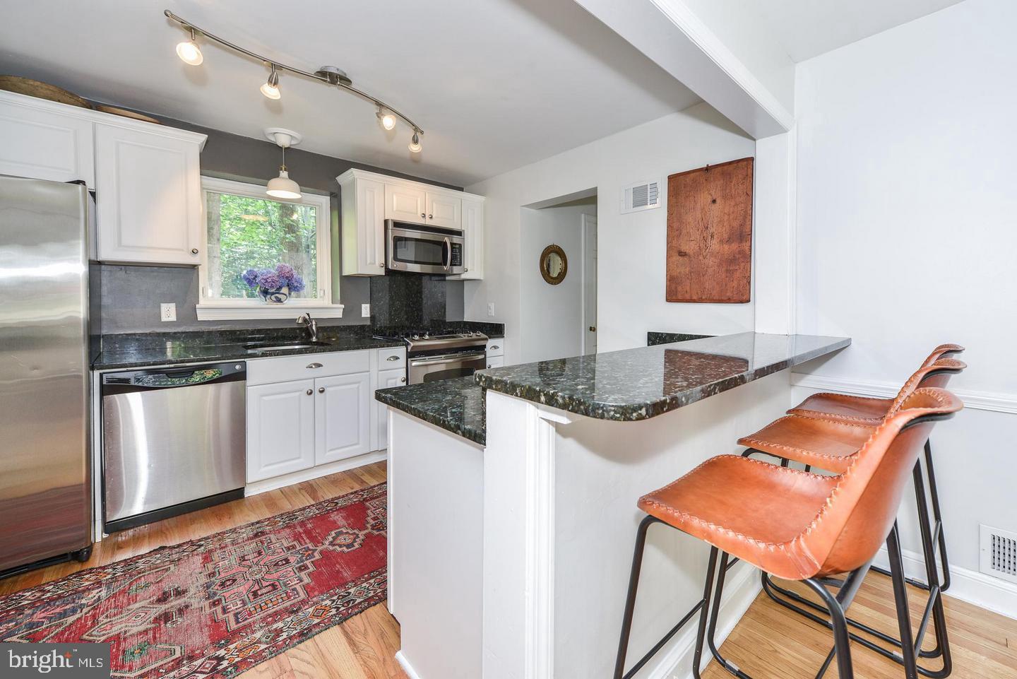 LEE HEIGHTS - Residential Lease