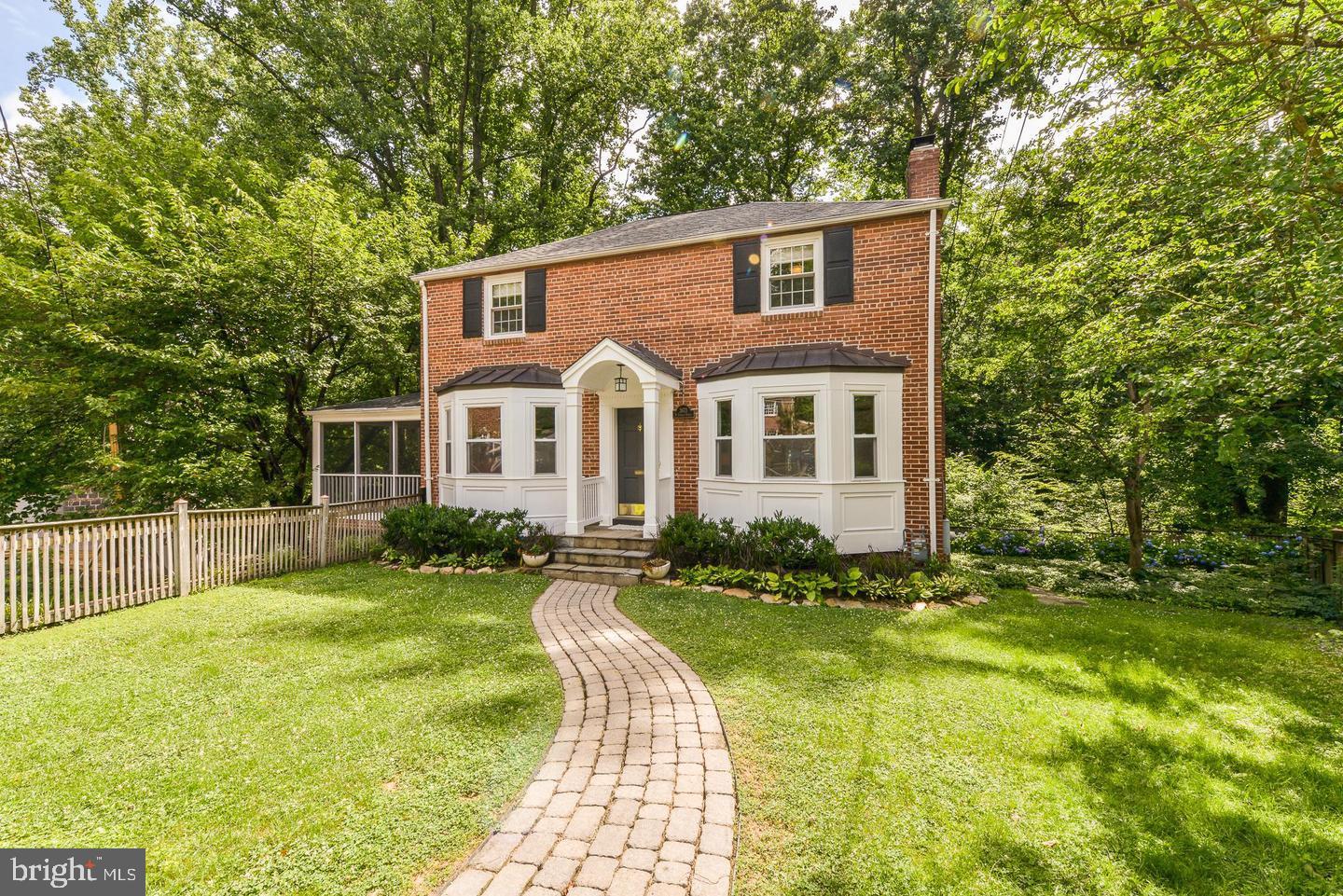 LEE HEIGHTS - Residential Lease