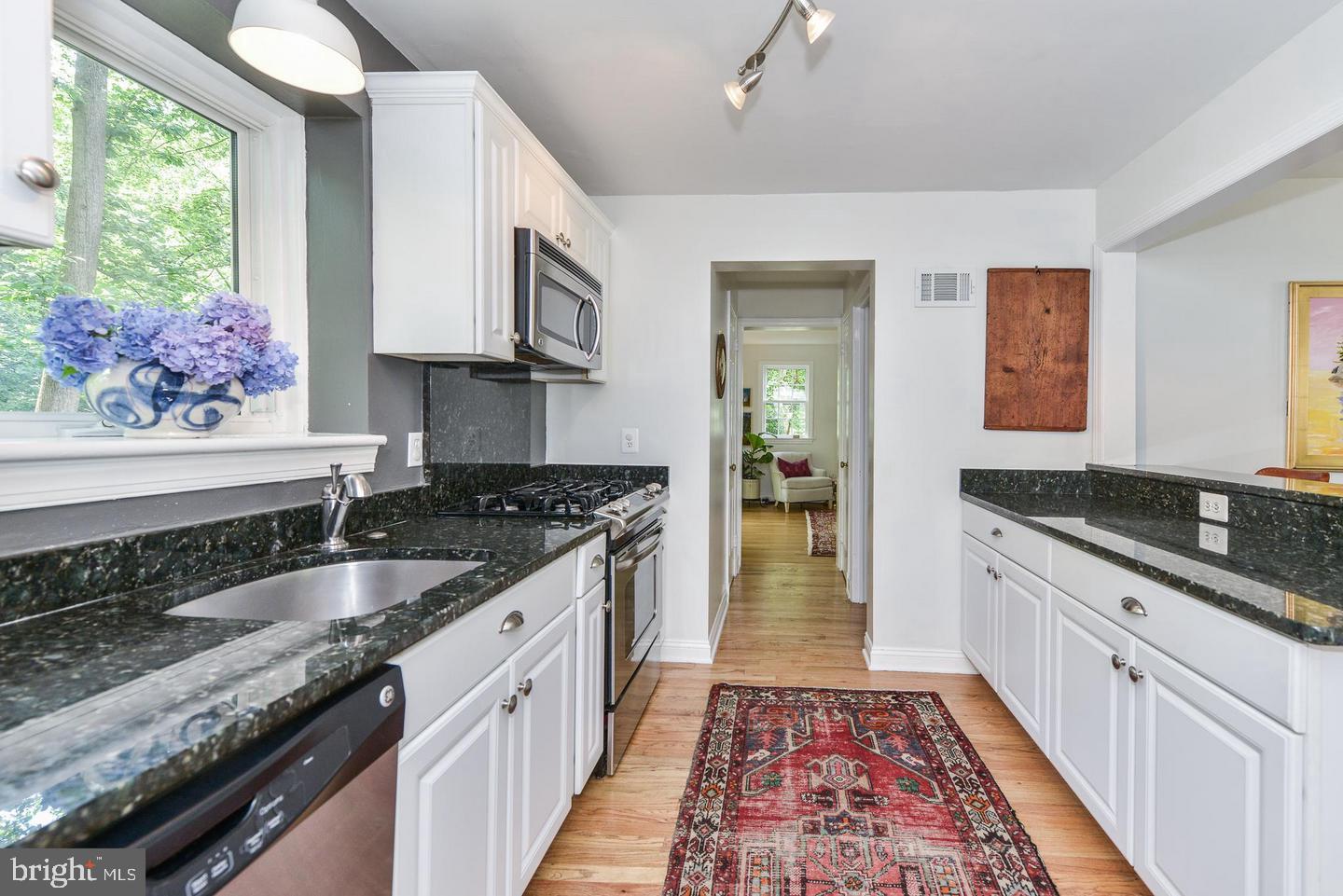 LEE HEIGHTS - Residential Lease