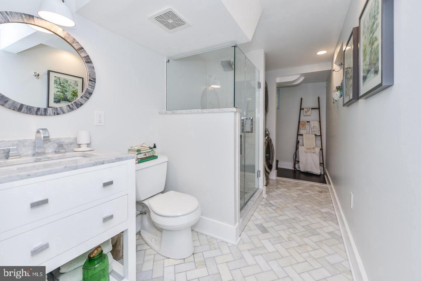 LEE HEIGHTS - Residential Lease