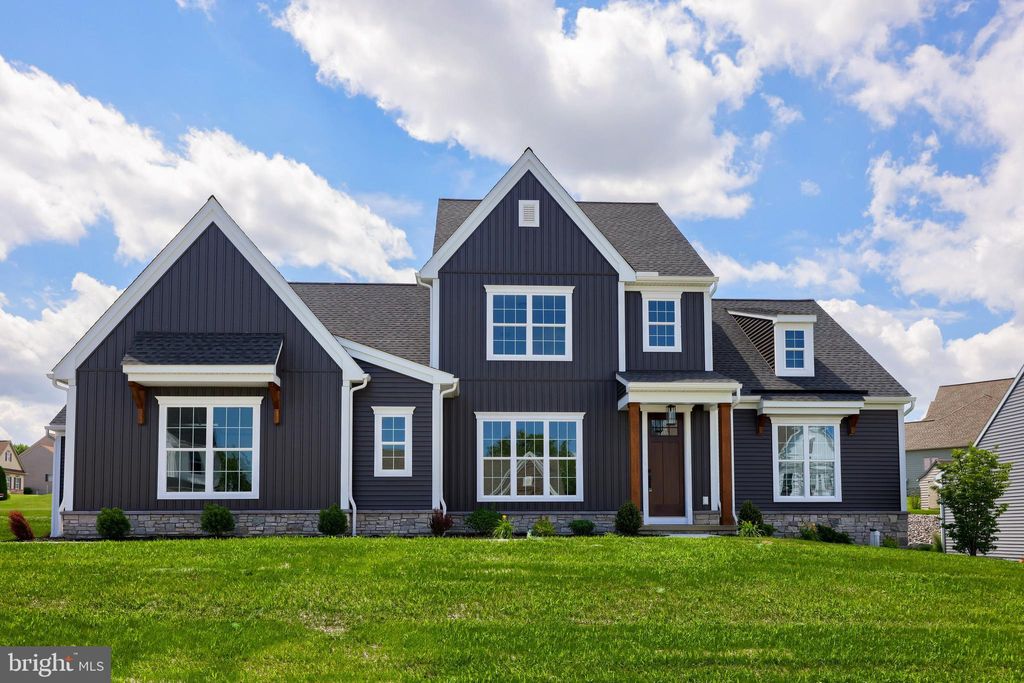 Photo of 156 BONNEVILLE DR, RONKS, PA 17572 (MLS # PALA2029958)