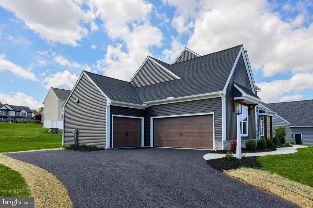 Photo of 156 BONNEVILLE DR, RONKS, PA 17572 (MLS # PALA2029958)