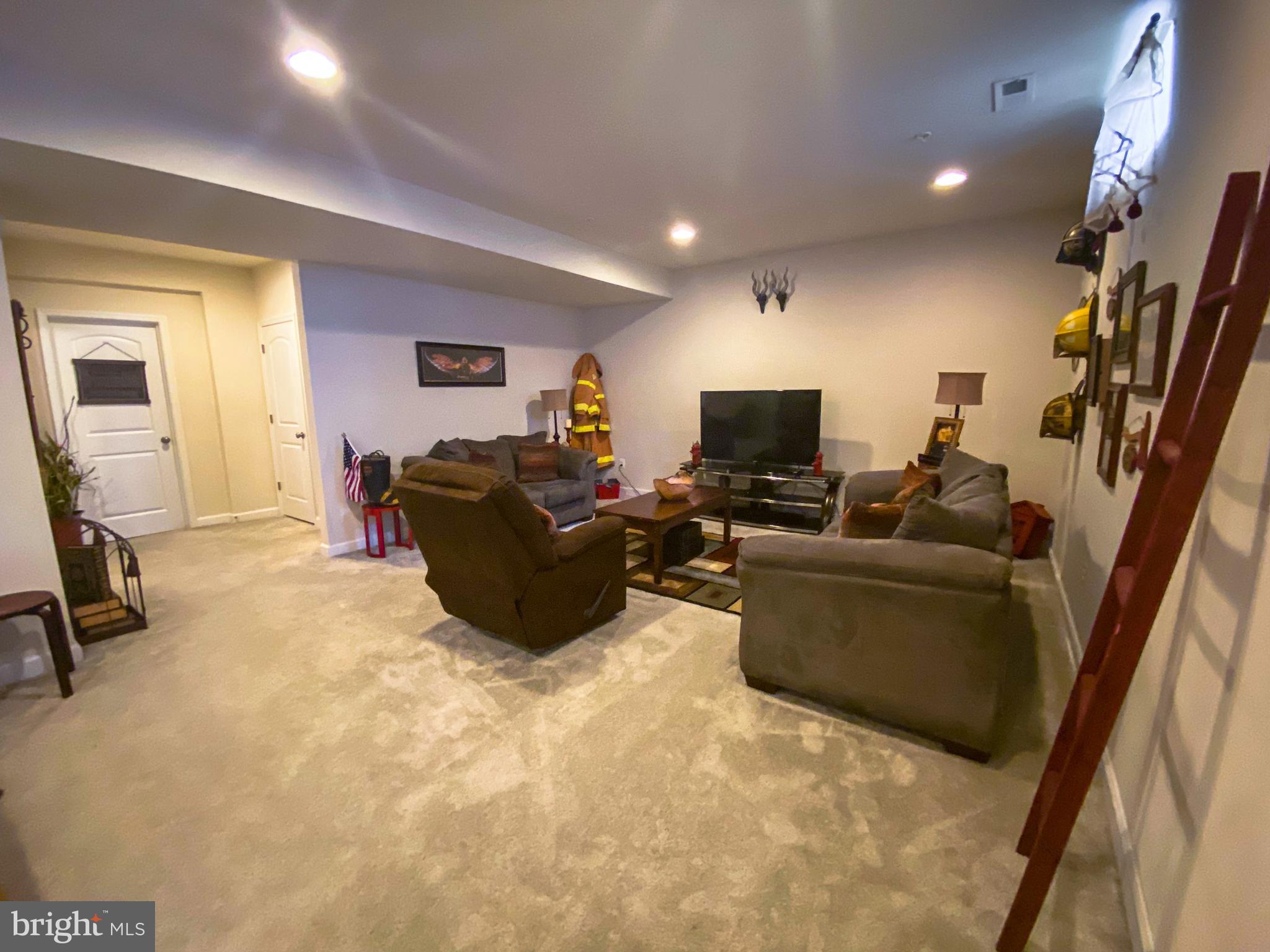 SCOTLAND HEIGHTS - Residential