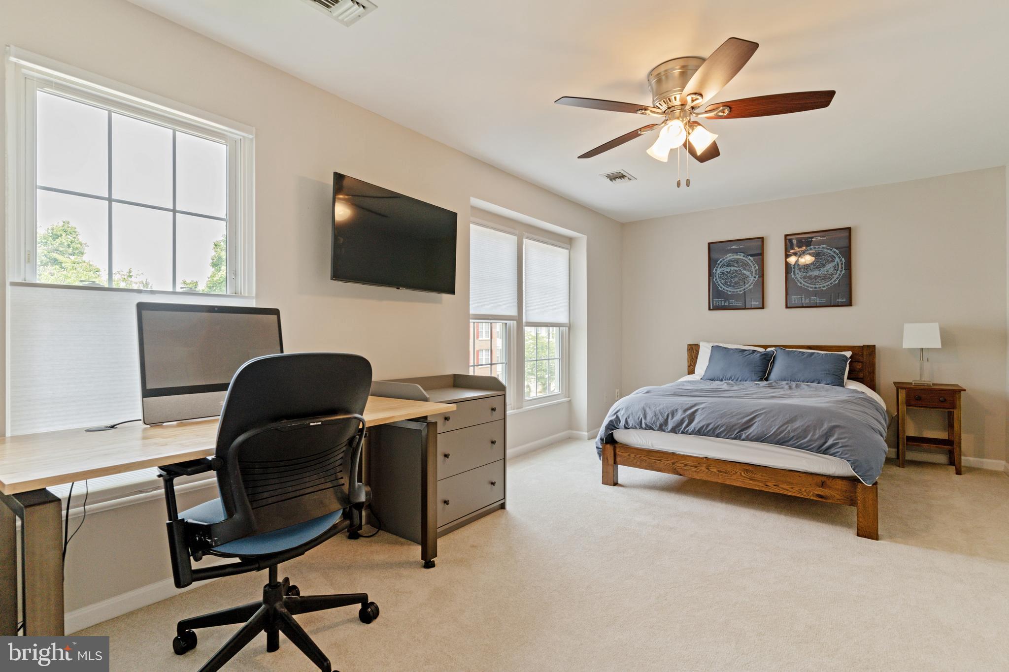 KINGSTOWNE - Residential