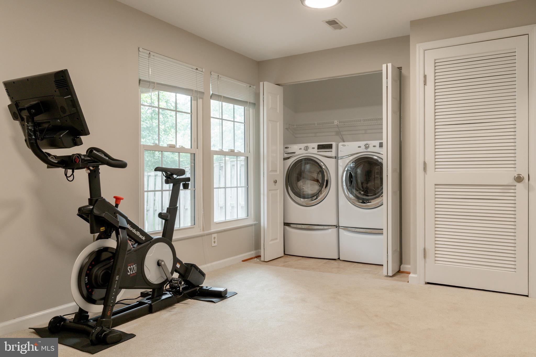 KINGSTOWNE - Residential