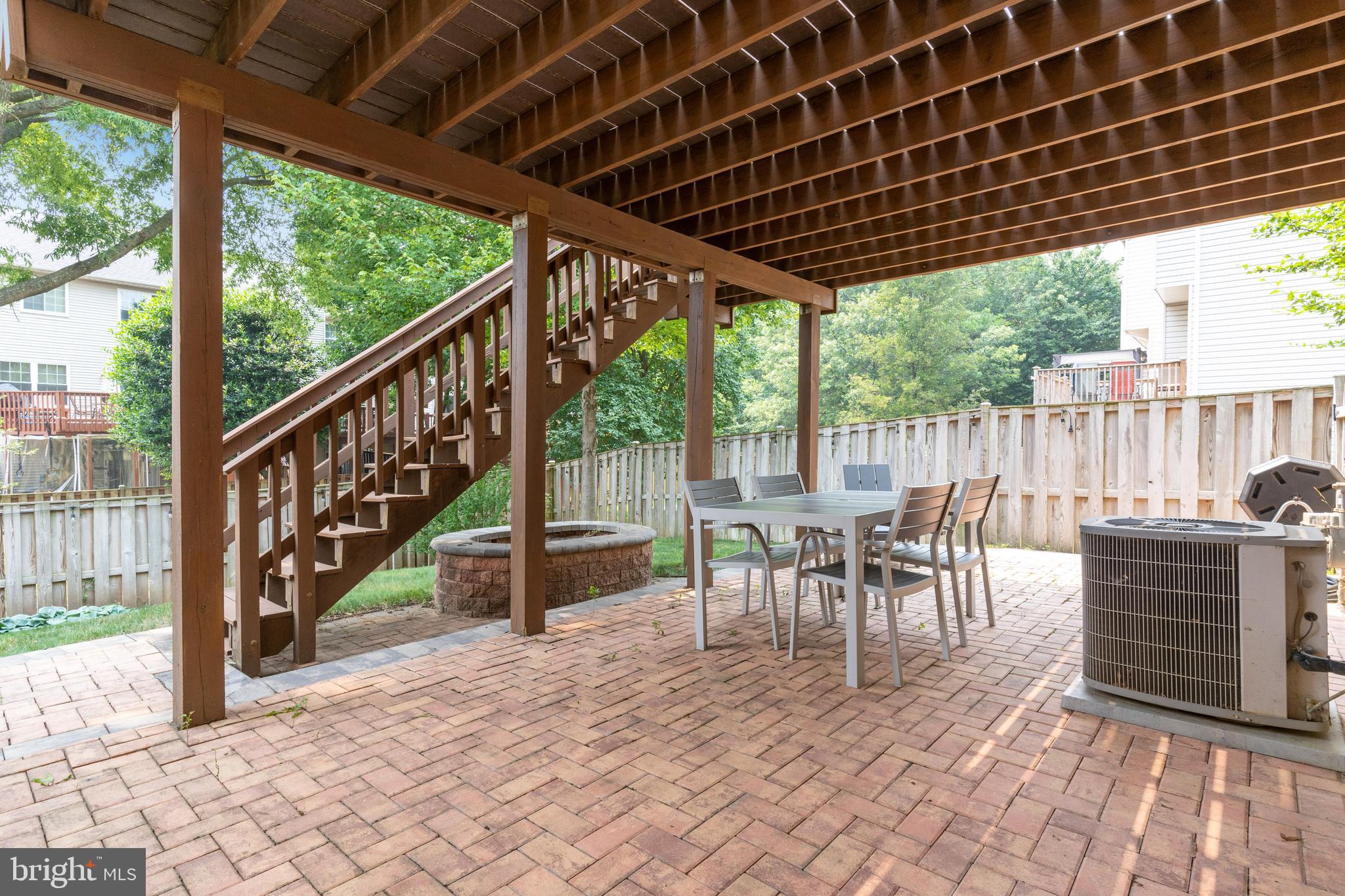 KINGSTOWNE - Residential