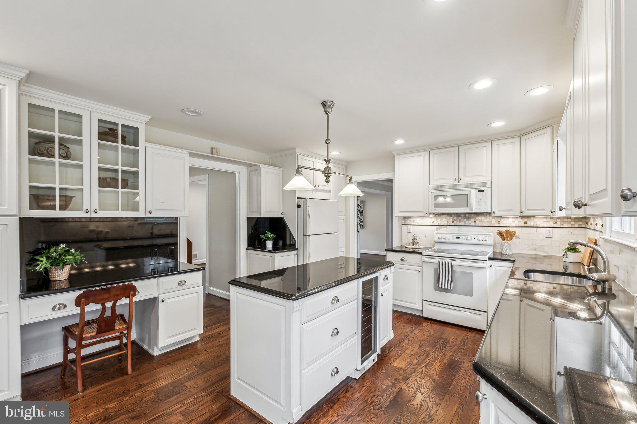 MCAULEY PARK - Residential