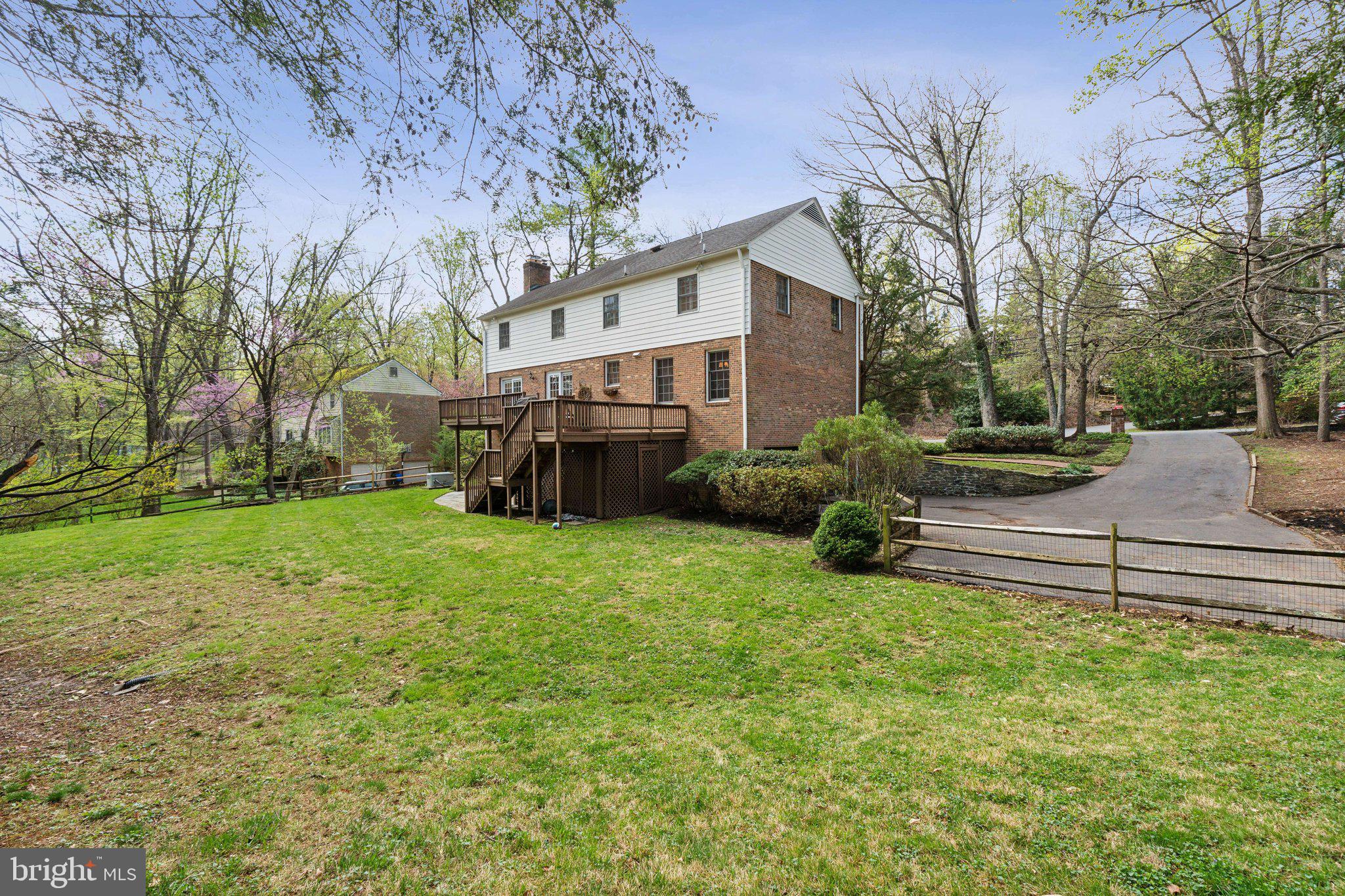 MCAULEY PARK - Residential