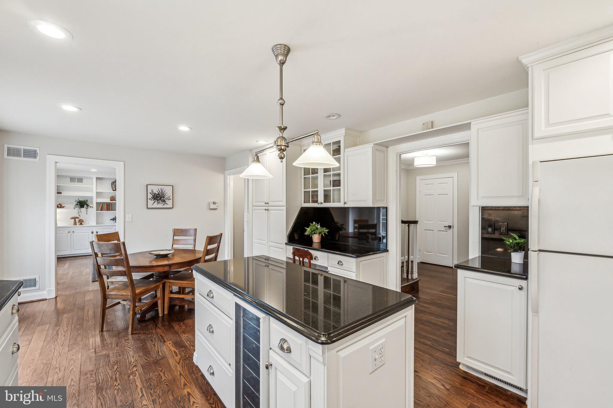 MCAULEY PARK - Residential