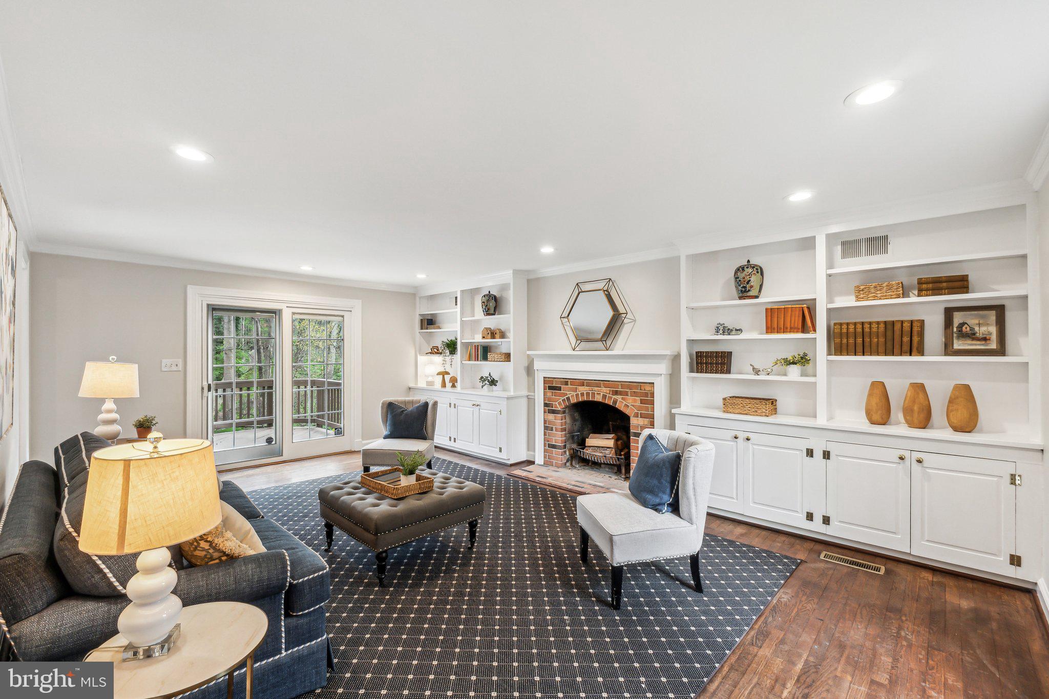 MCAULEY PARK - Residential