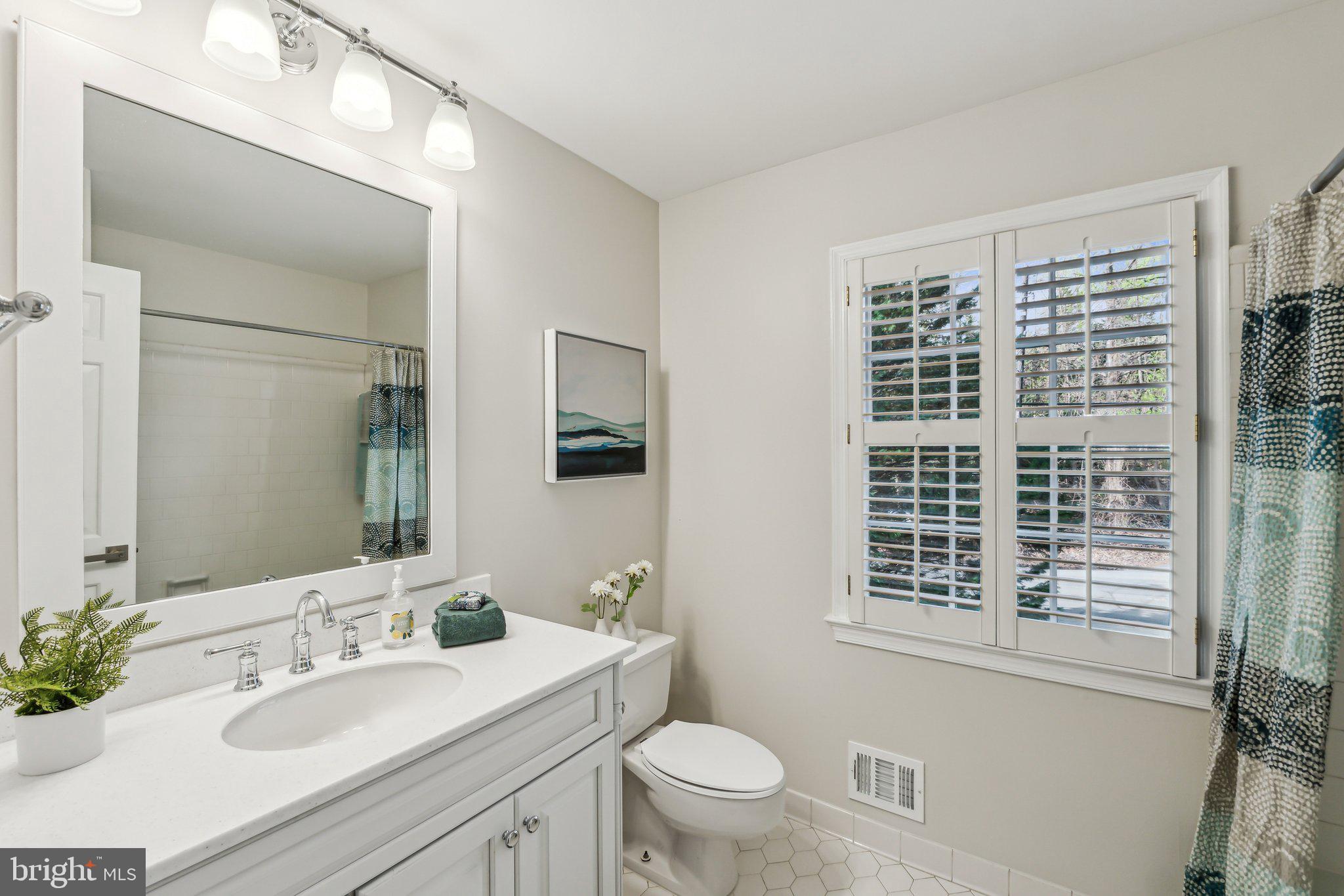 MCAULEY PARK - Residential