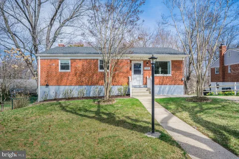 12011 Ashley Drive, Rockville, MD MLS: MDMC2174182