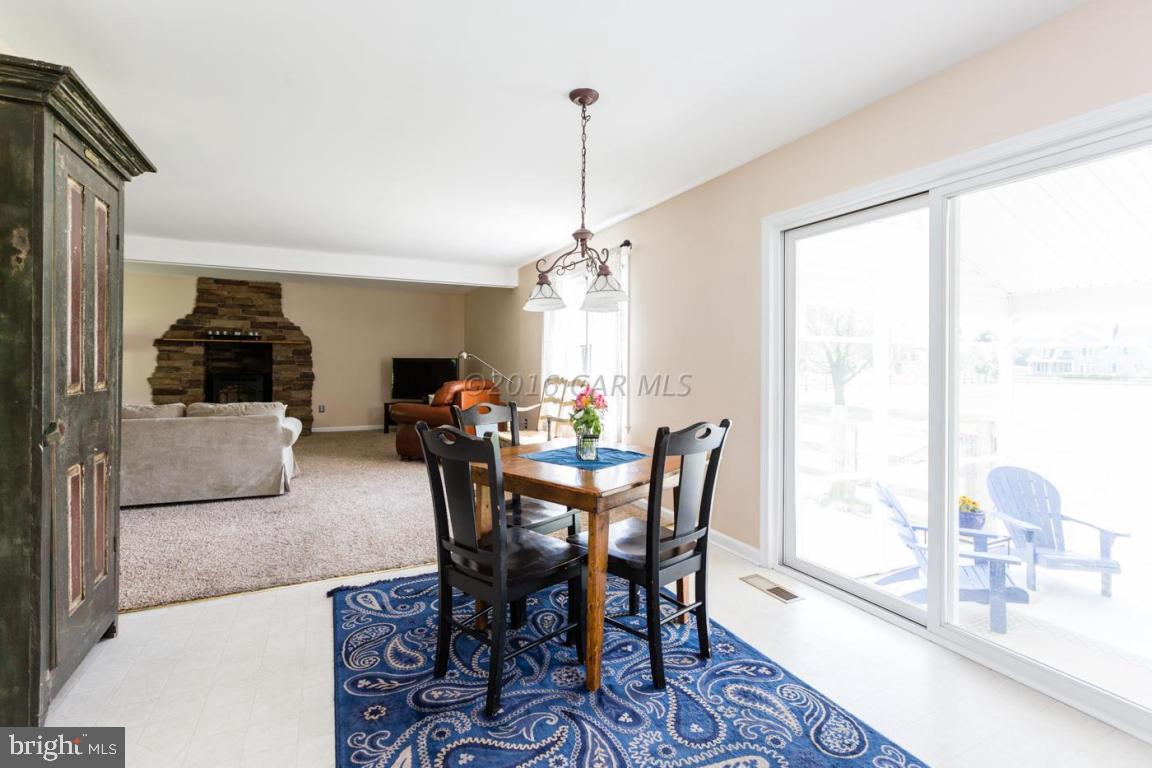 EQUESTRIAN ACRES - Residential