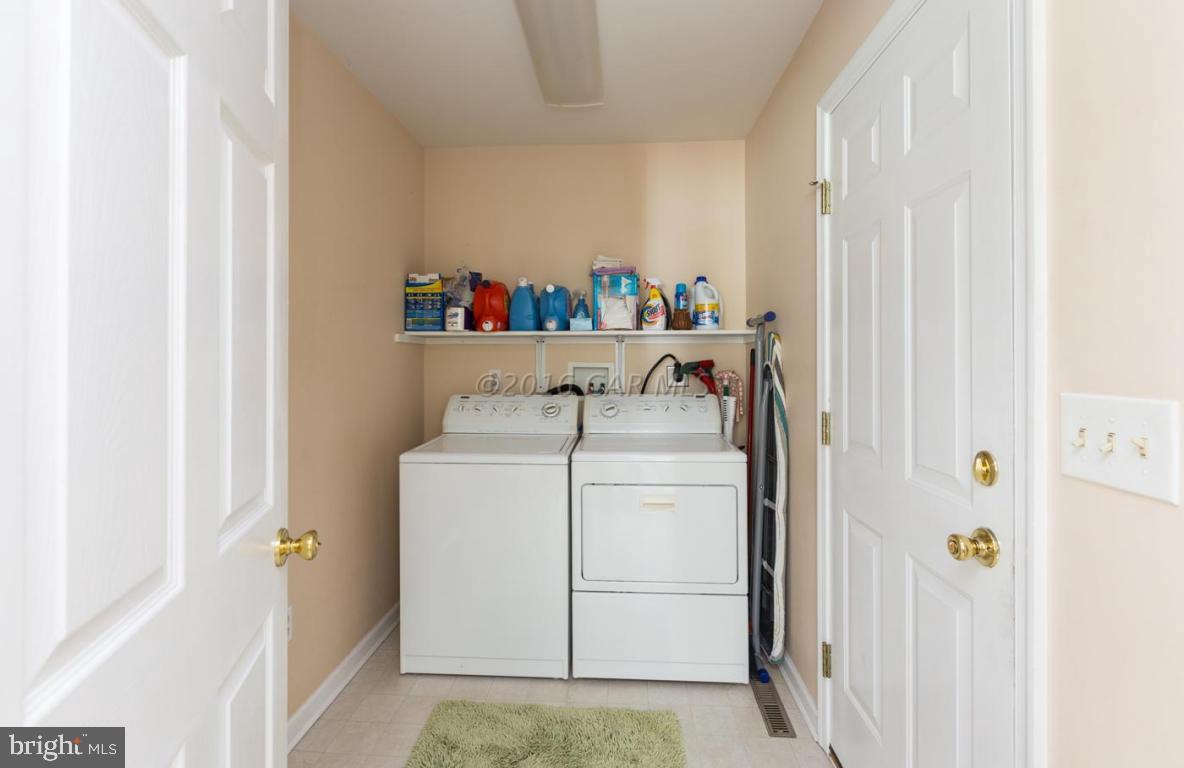 EQUESTRIAN ACRES - Residential