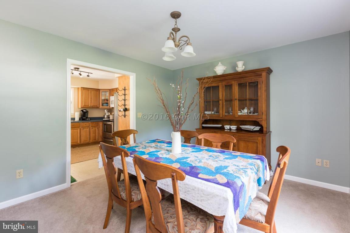 EQUESTRIAN ACRES - Residential