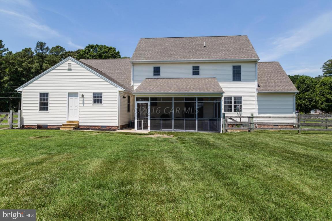 EQUESTRIAN ACRES - Residential