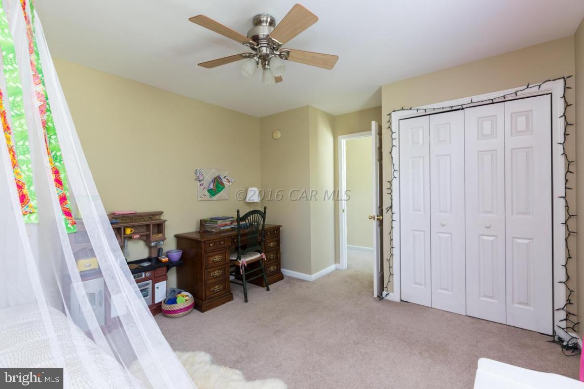 EQUESTRIAN ACRES - Residential