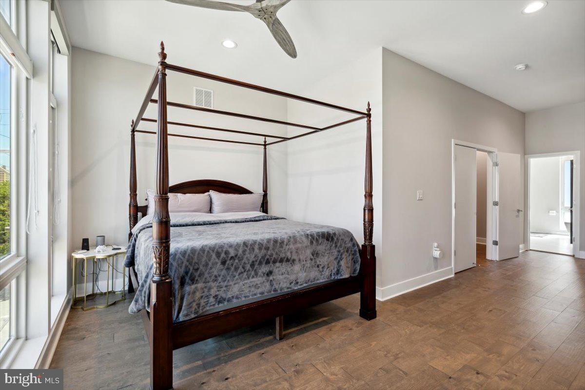 OLDE KENSINGTON - Residential Lease