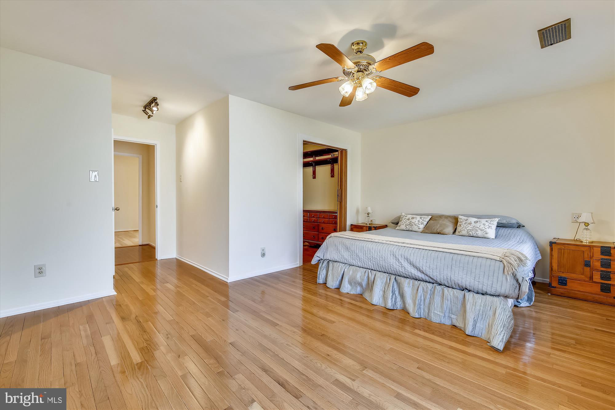 CARTER HILL - Residential