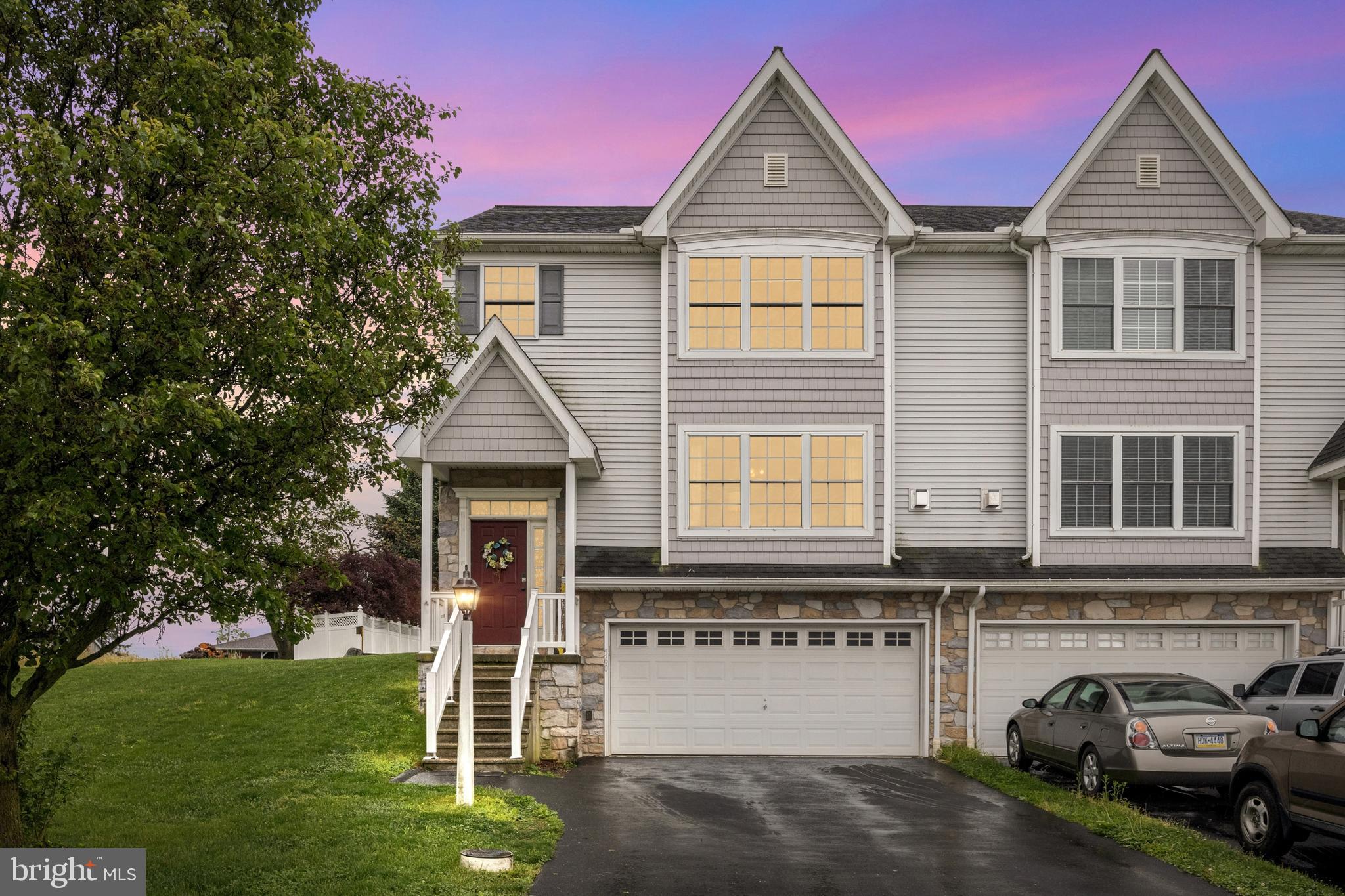 560 NANTUCKET DRIVE