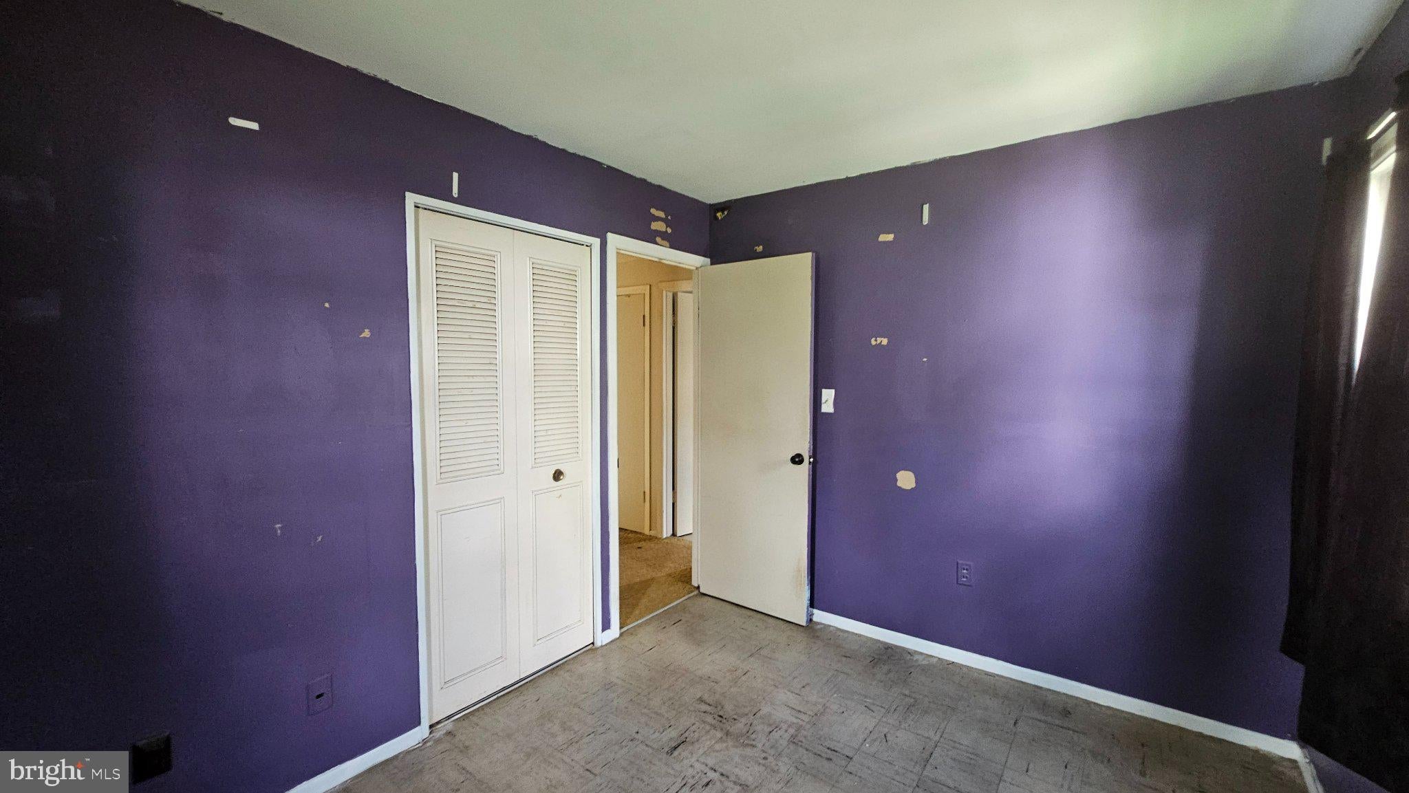 33 HOPEWELL LANE