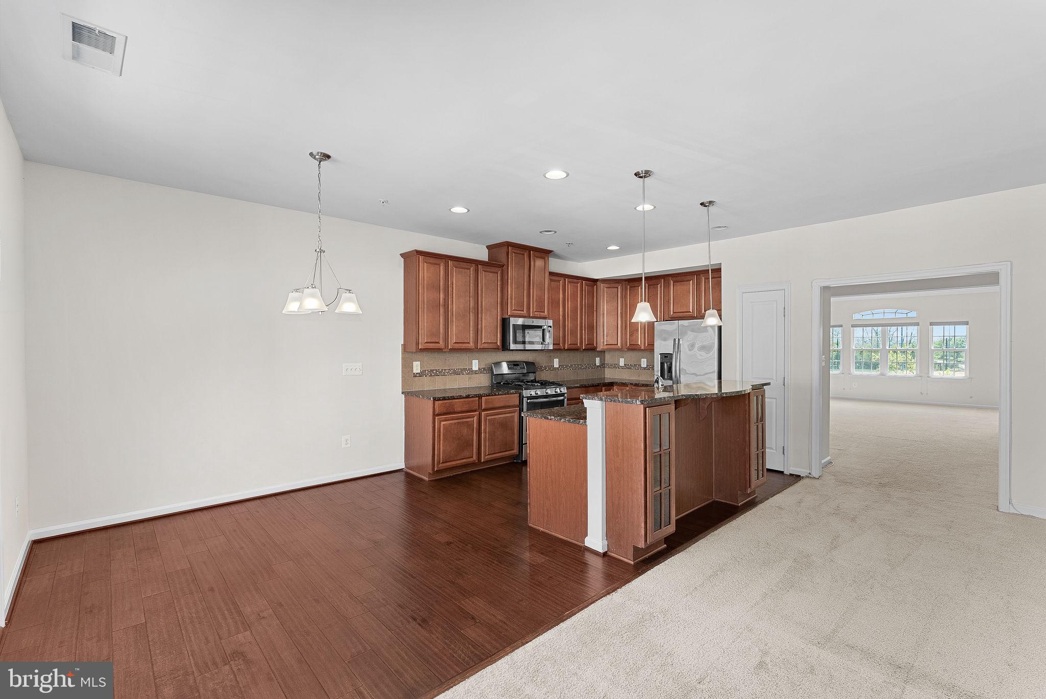 MORLEY CORNER - Residential Lease