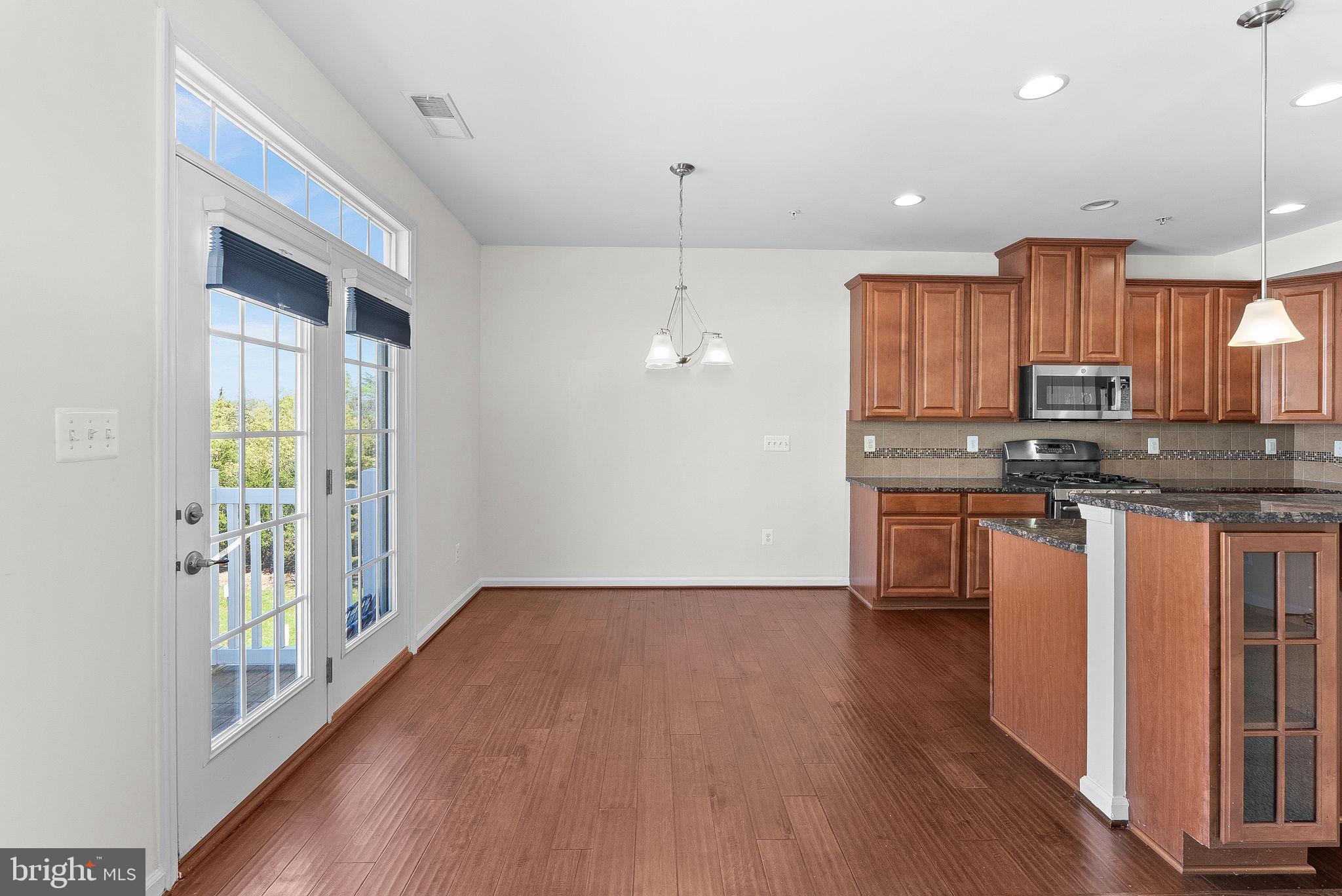 MORLEY CORNER - Residential Lease