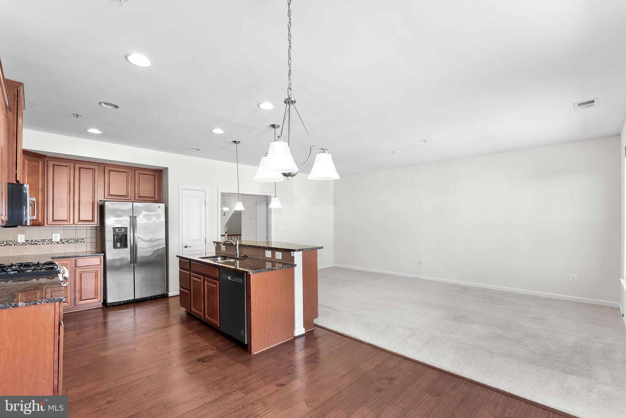 MORLEY CORNER - Residential Lease