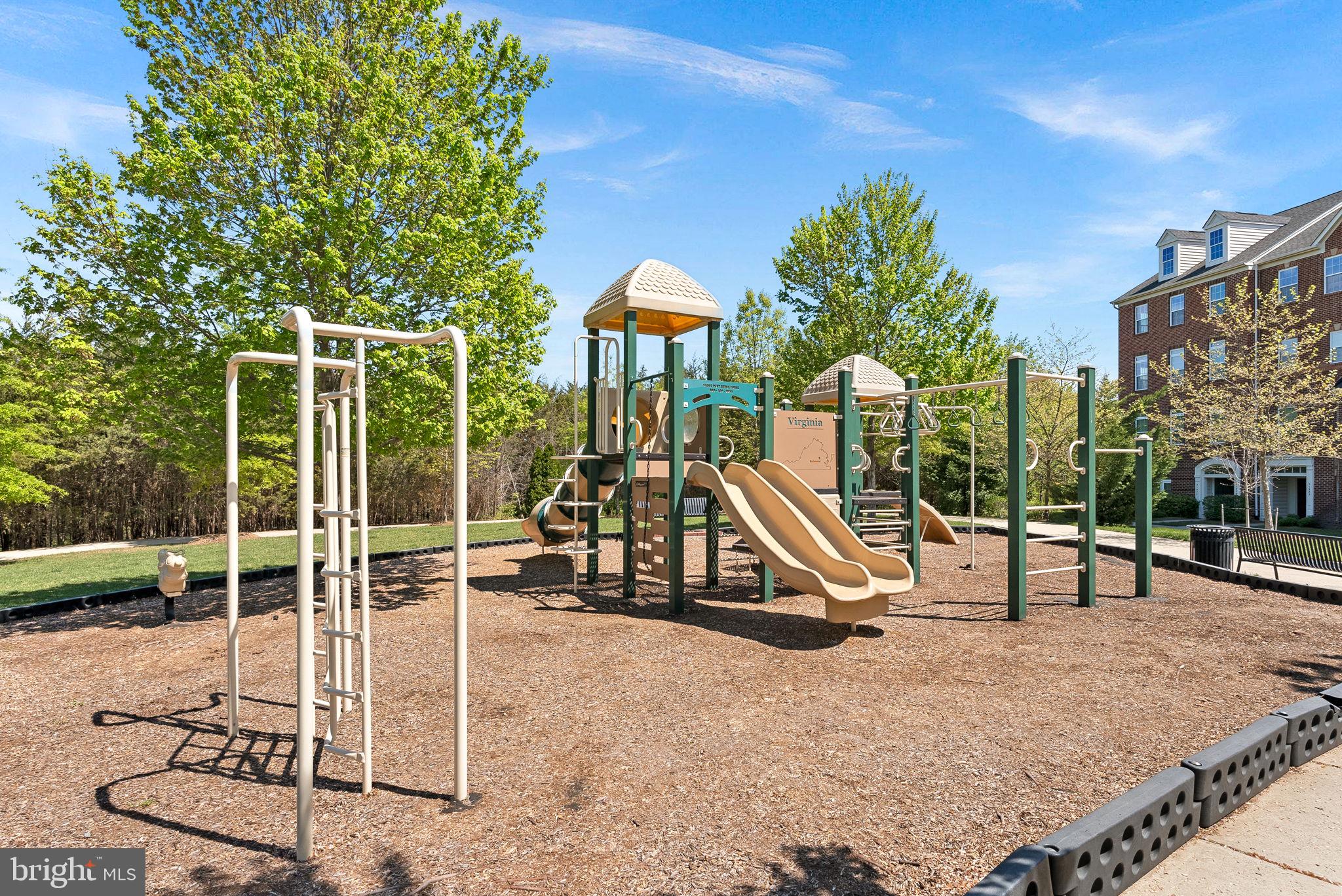 MORLEY CORNER - Residential Lease