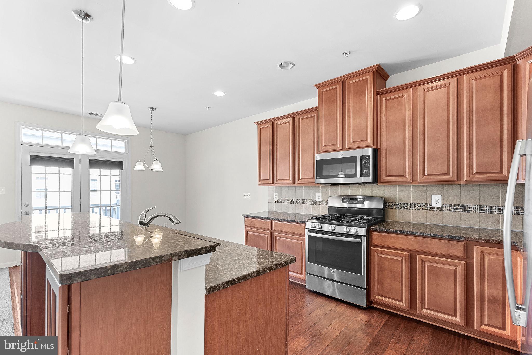 MORLEY CORNER - Residential Lease