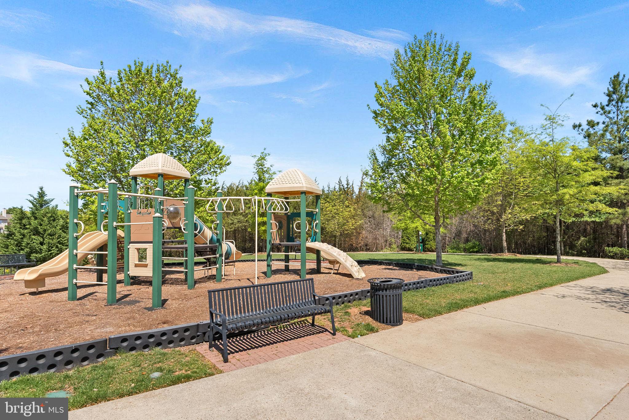 MORLEY CORNER - Residential Lease