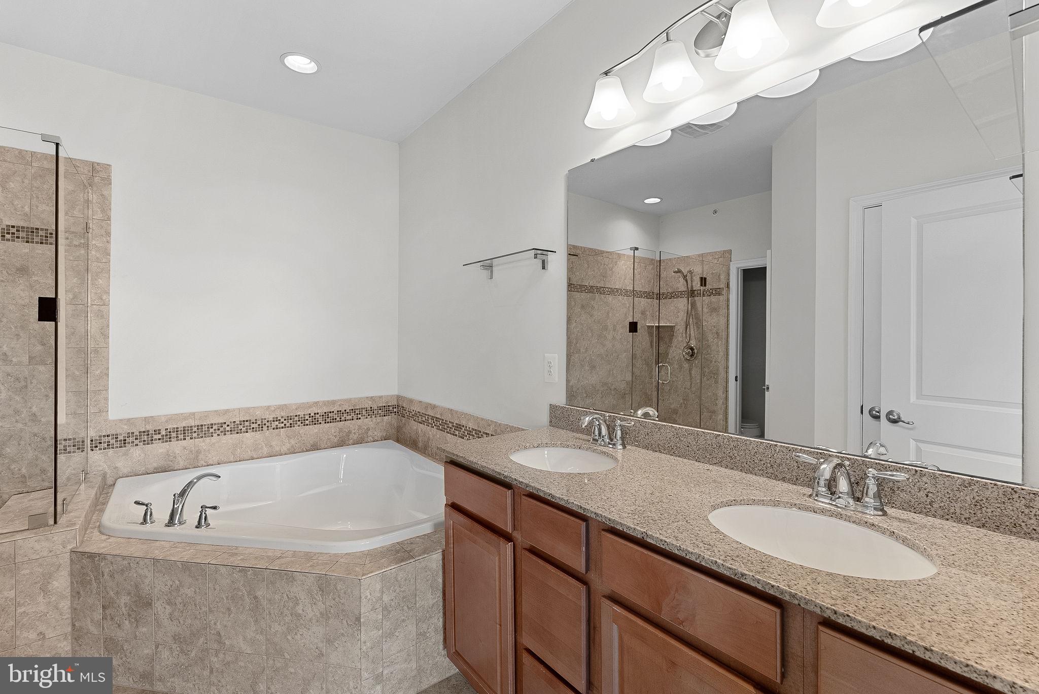 MORLEY CORNER - Residential Lease