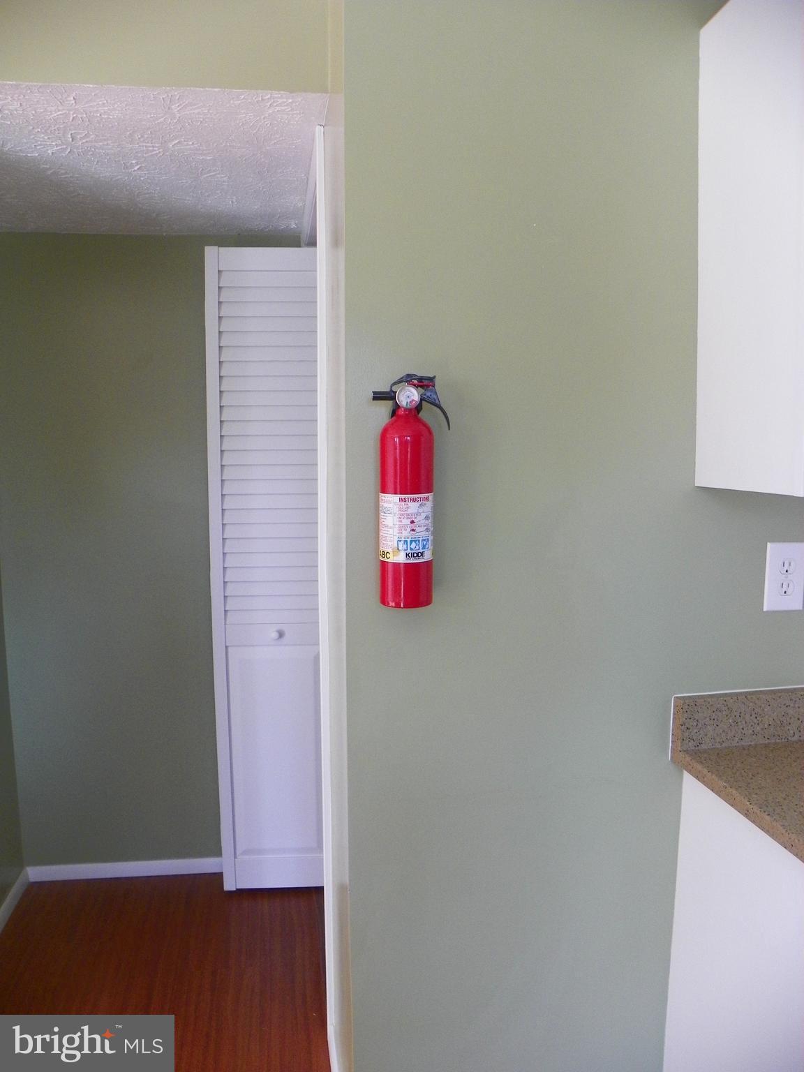 TIMBERLINE-PLAT ONE> - Residential Lease