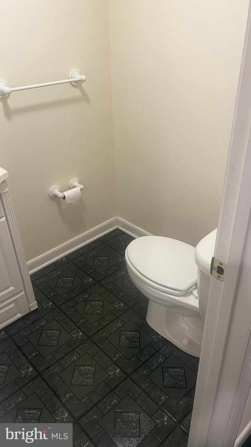 TIMBERLINE-PLAT ONE> - Residential Lease