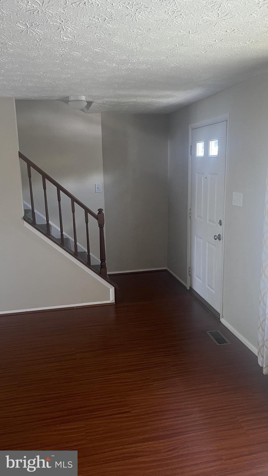 TIMBERLINE-PLAT ONE> - Residential Lease