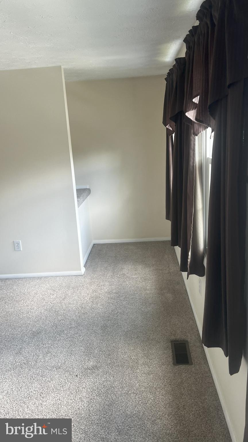 TIMBERLINE-PLAT ONE> - Residential Lease