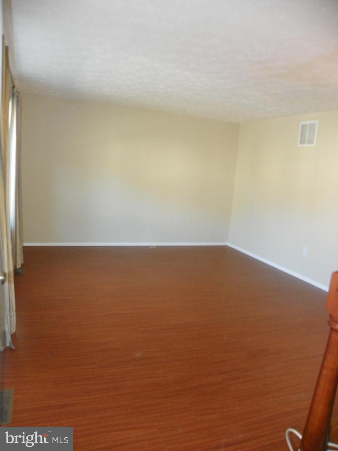 TIMBERLINE-PLAT ONE> - Residential Lease