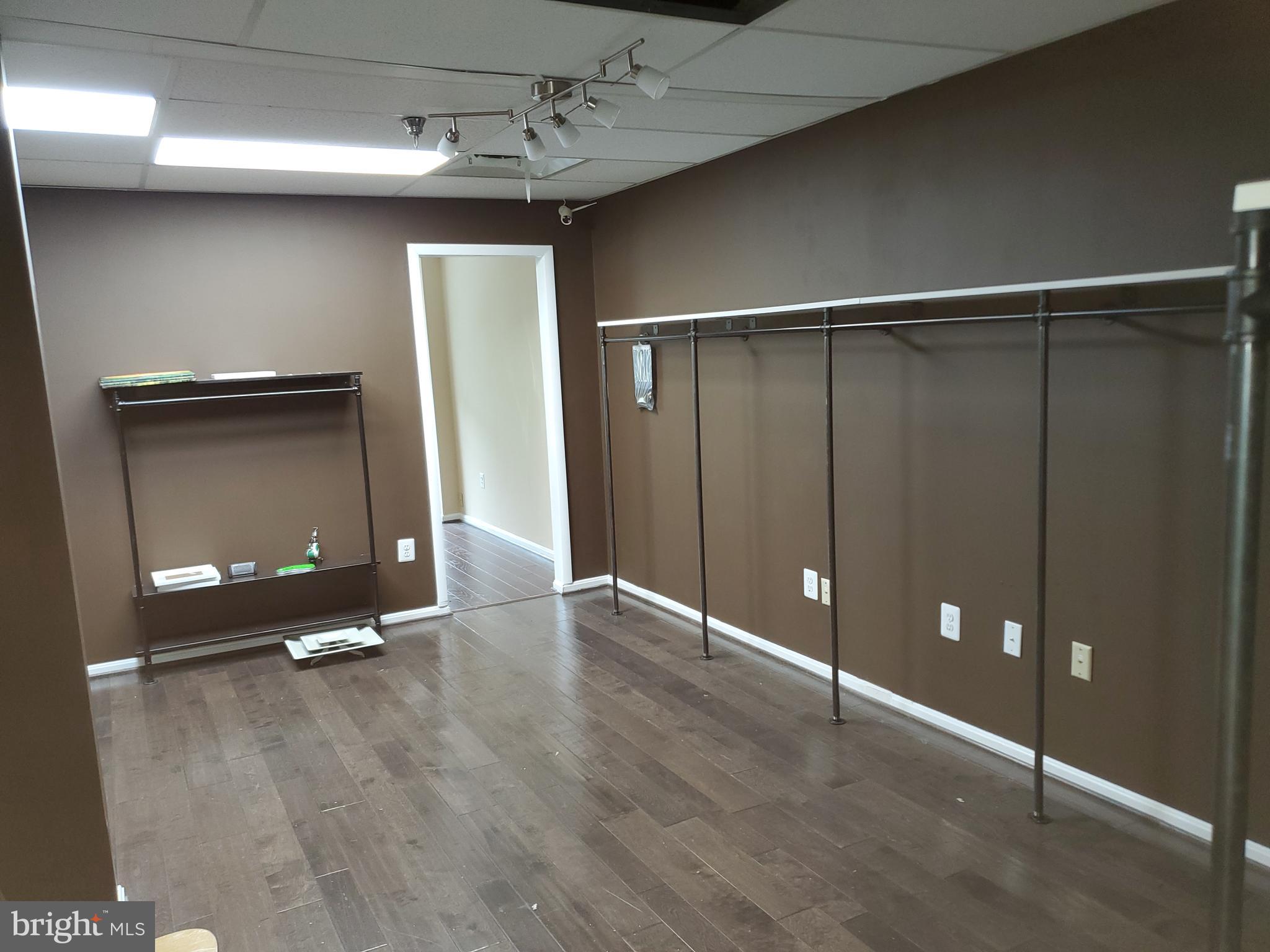 5719 CENTRE SQUARE DRIVE 10