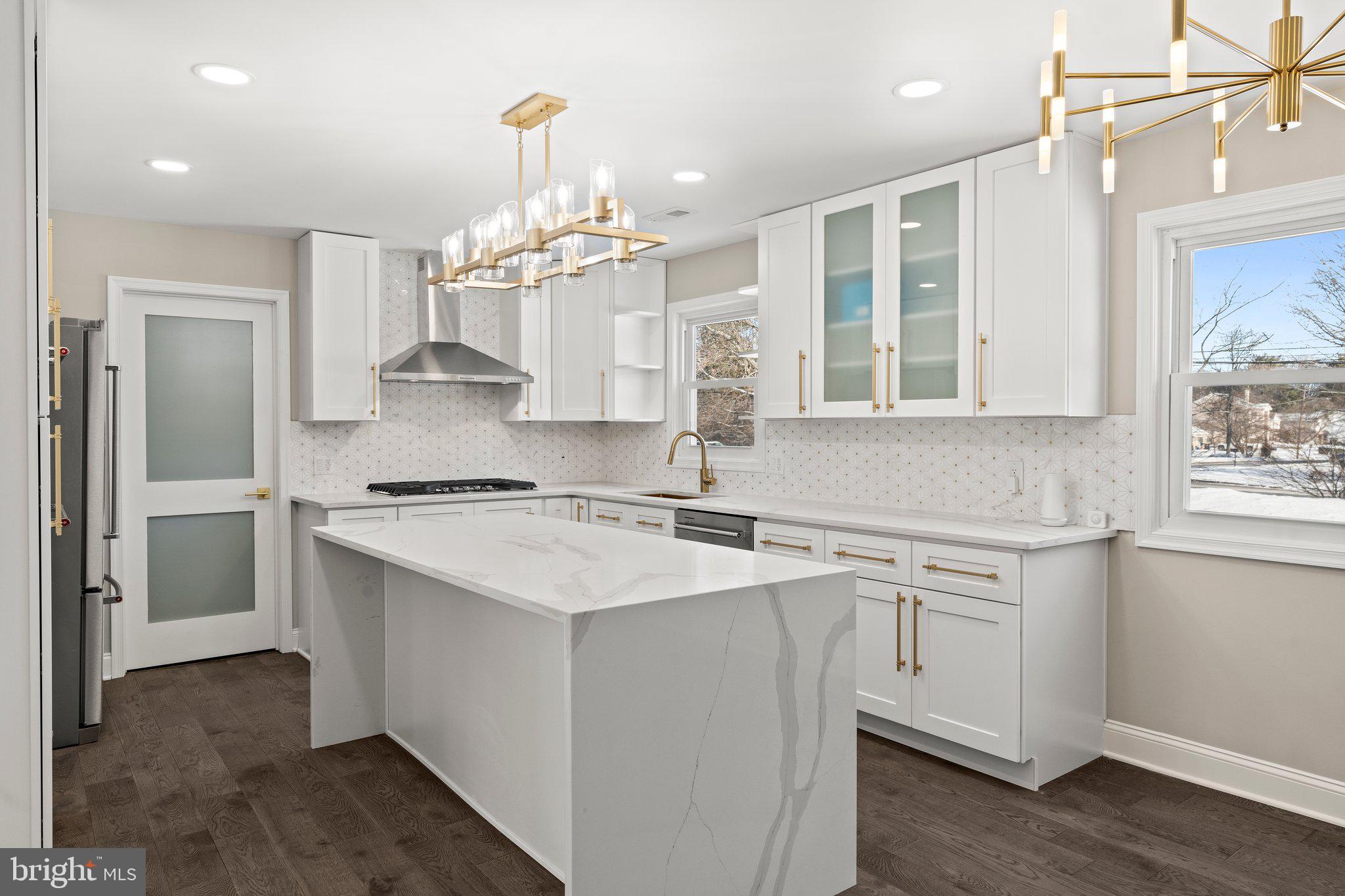 DUBLIN CROSSING - Residential