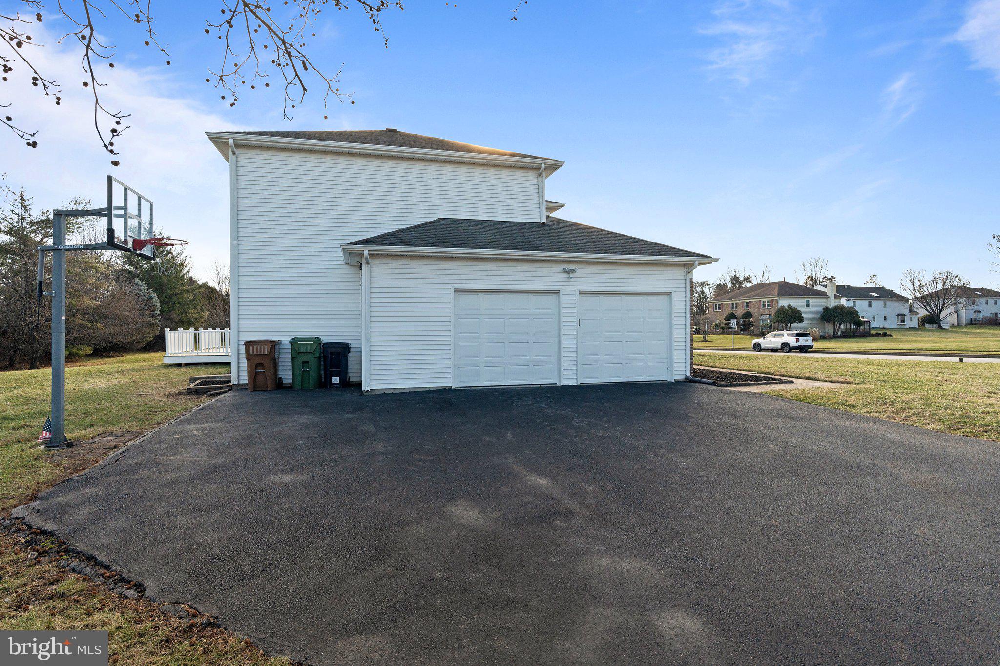 DUBLIN CROSSING - Residential