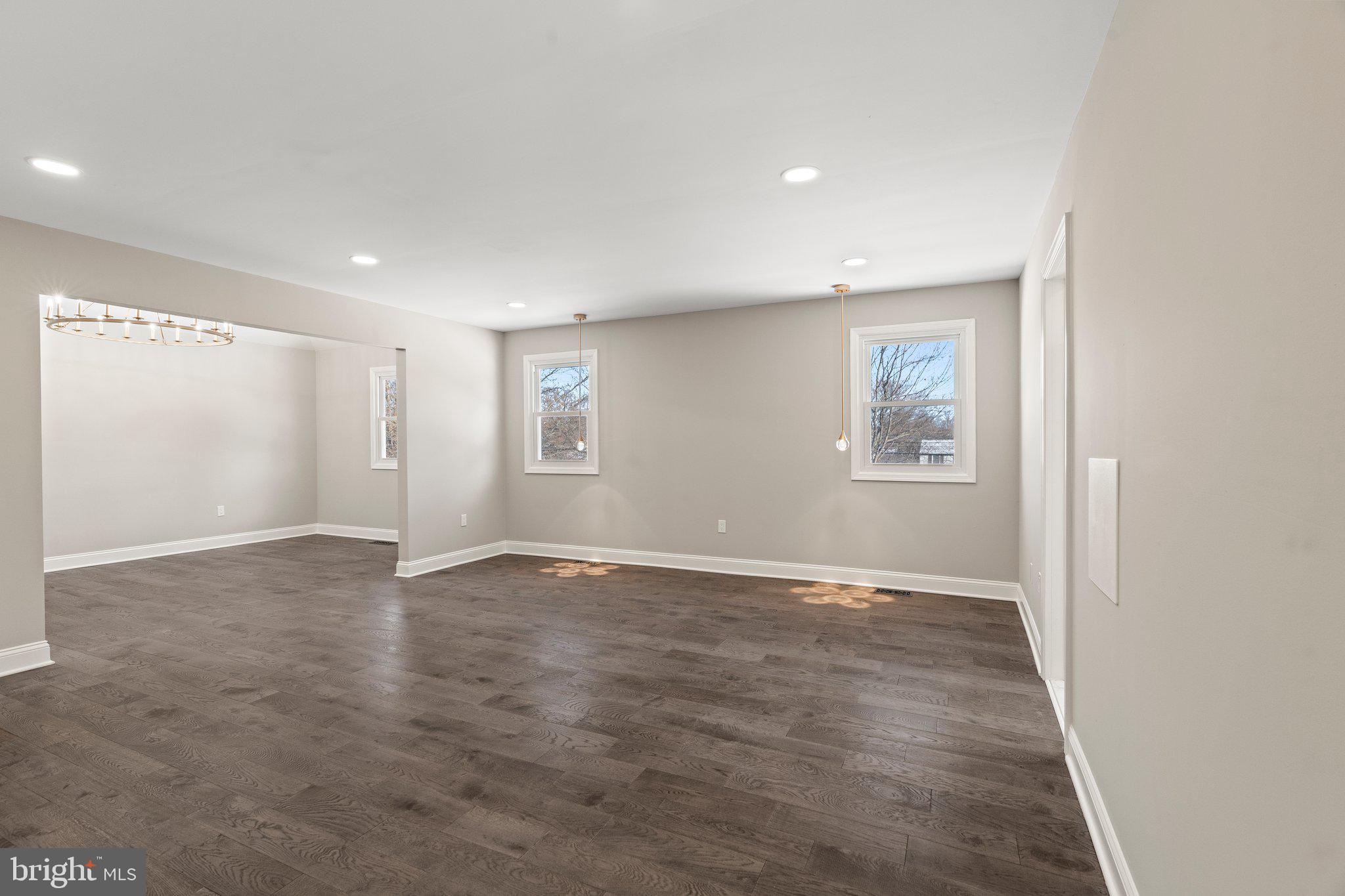 DUBLIN CROSSING - Residential